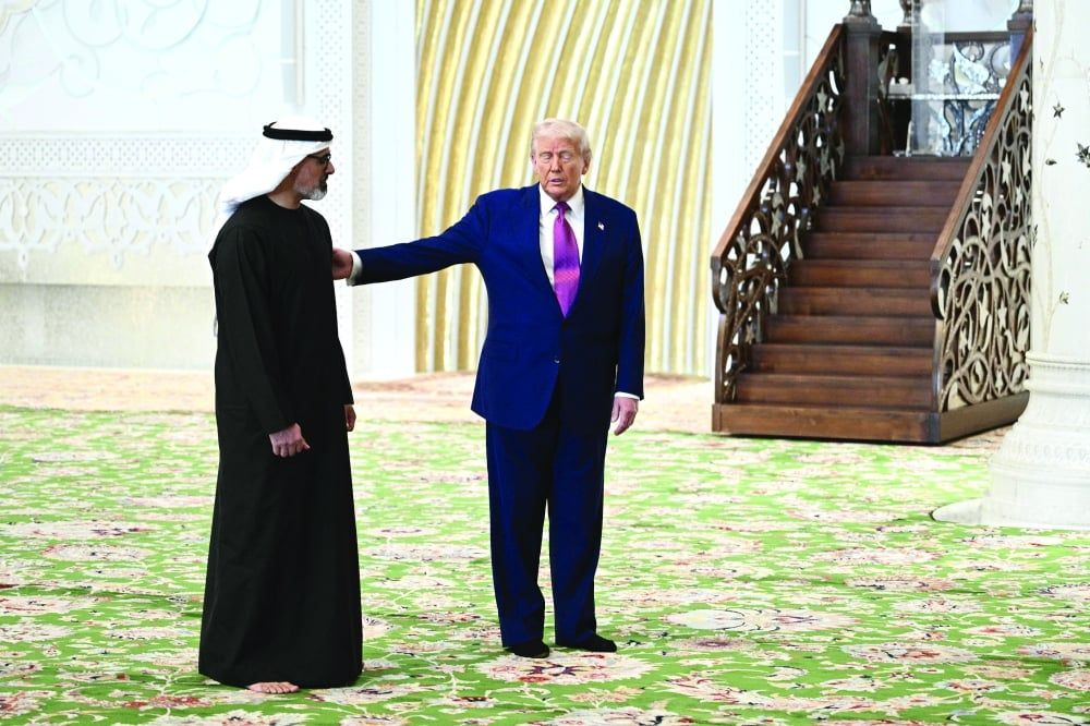 ترامب داخل المسجد ترامب داخل المسجد