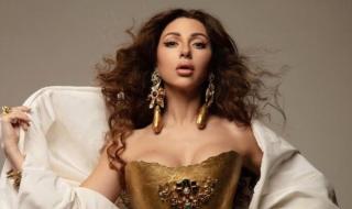 شاهد .. ميريام فارس تقضي وقت ممتعاً بملابس السباحة على الشاطئ