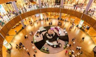 الإمارات تعلن منع الموظفين الأجانب من العمل في مركز دبي مول ابتدءاً من اليوم
