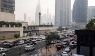 رسمياً: هذه الوظائف ممنوعة على الوافدين في دبي وأبوظبي ابتدءاً من اليوم وعقوبات صارمة للمخالفين