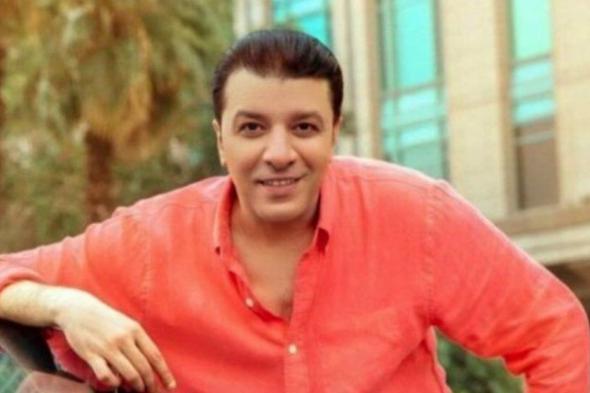 شاهد .. مصطفى كامل يكرّم هؤلاء الفنانين خلال احتفالية خاصة