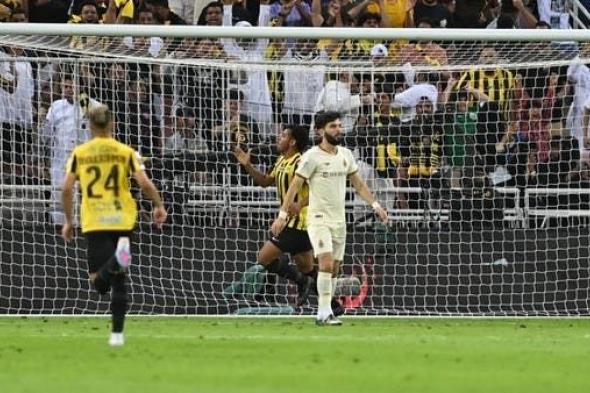 بـ 8 أهداف.. شباك النصر “المفضلة” لرومارينيو