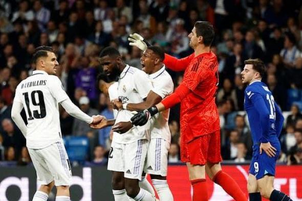 ريال مدريد ضيفاً ثقيلاً على تشيلسي.. ونابولي يستدرج ميلان