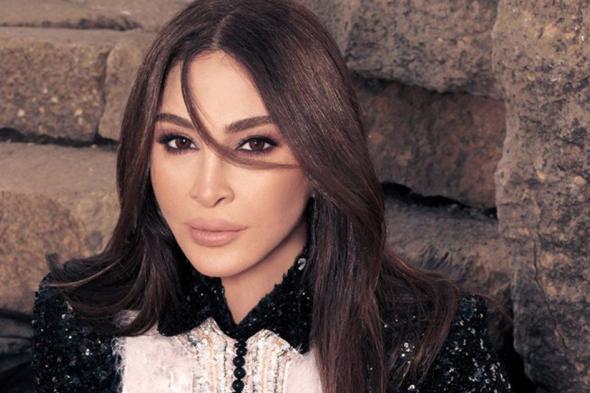 شاهد .. إليسا تهنئ ماريتا الحلاني على زواجها وهي ترد